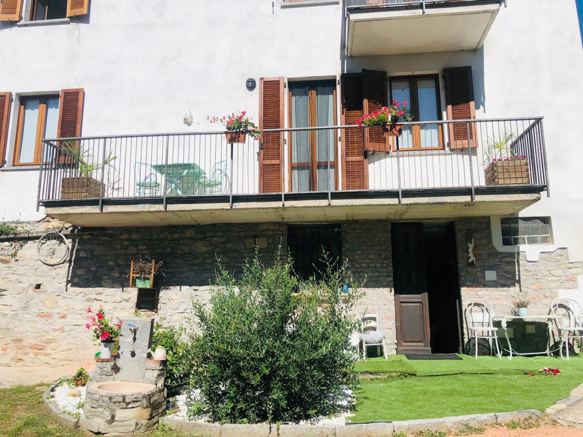 Casa Nonna Elide Apartment Besozzo Luaran gambar